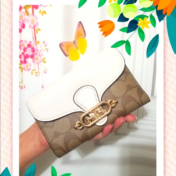 Coach Jade Medium Envelope Wallet - Picture 13 of 13